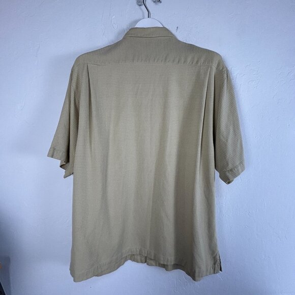 Tommy Bahama Mens 100% Silk Short Sleeve Button-Up Shirt with Pocket Beige Large - Picture 2 of 8